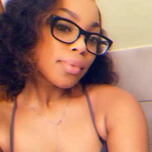 Meet your Posher, Chrissy